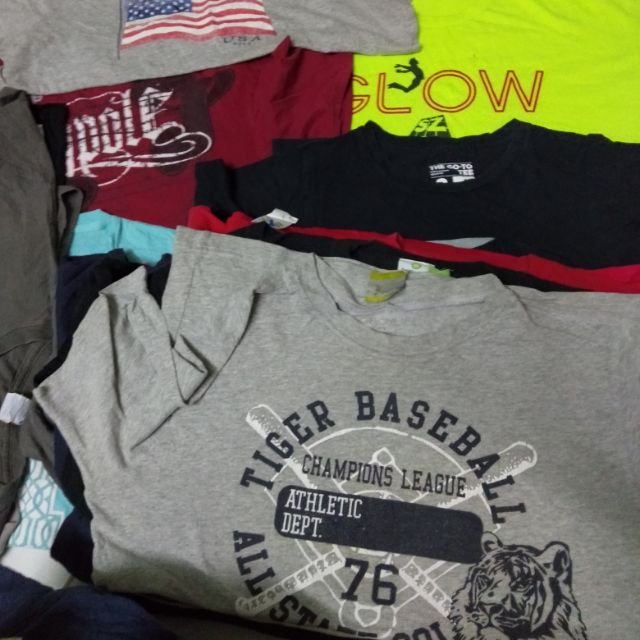 เสื้อผ้ามือ2usaเฉพาะในไลฟ์เท่านั้นราคา25บาทใส่ได้ทุกเพศถูกตาแตก