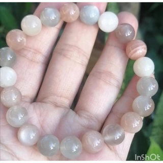 กำไลหินนำโชคมูนสโตน  (Moonstone) ขนาด 10.5 มิล