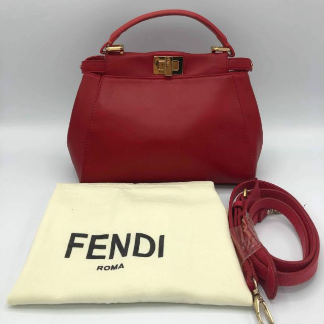 กระเป๋า Fendi Red Peekaboo Mini  ของแท้ 100% มือสอง ไม่มีสายยาว