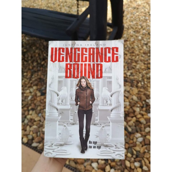 Vengeance Bound โดย Justina Ireland