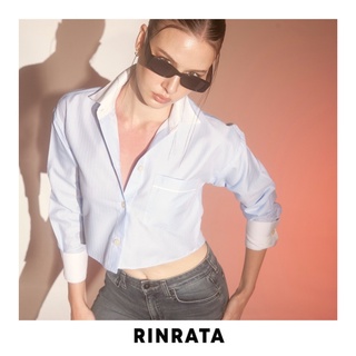 RINRATA - Tory shirt เสื้อเชิ้ต ทรง ครอป ตัวสั้น สีฟ้า ลายเส้น ปก สีขาว ขอบแขน ขาว เชิ้ต ใส่เที่ยว เชิ้ตทำงาน เสื้อแฟชั่น