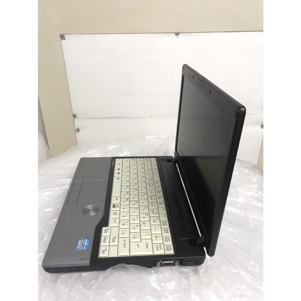 โน๊ตบุ๊คมือสอง Notebook Fujitsu P772 intel i5-gen2-3(RAM:4/HDD:250) ขนาด12 นิ้ว