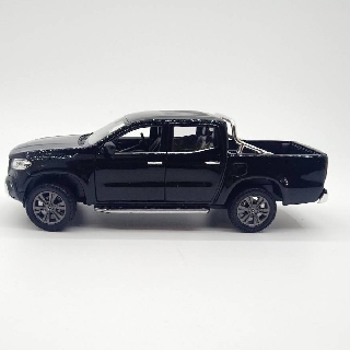 รถโมเดลกระบะ ประตูและท้ายรถเปิดได้ welly 1:27 mercedes-benz X-class