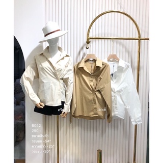 เสื้อปกเชิ้ตสไตล์สาวเกาหลี มาอีกแล้วค่า ดีเทลดีมากรุ่นนี้  มีกระดุมด้านข้าง ทรงสวยจริงๆ