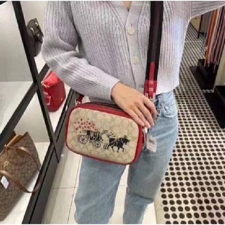 COACH LUNAR NEW YEAR JES CROSSBODY IN SIGNATURE CANVAS WITH OX AND CARRIAGE (COACH C2180) 🔻COLOR : IM/LIGHT KHAKI MULTI