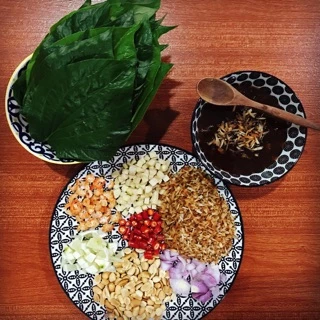 มะพร้าวคั่ว (อบกรอบ) สูตรคุณยาย 500 กรัม