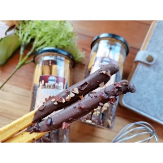 พร้อมส่ง Dark Choc Poccky คลีน ขาไก่ ฟักทอง ดาร์คช๊อค Pangfuufuu แป้งฟูฟู โฮลวีต กรอบ pocky ป้อกกี้ Milo crunchy bite