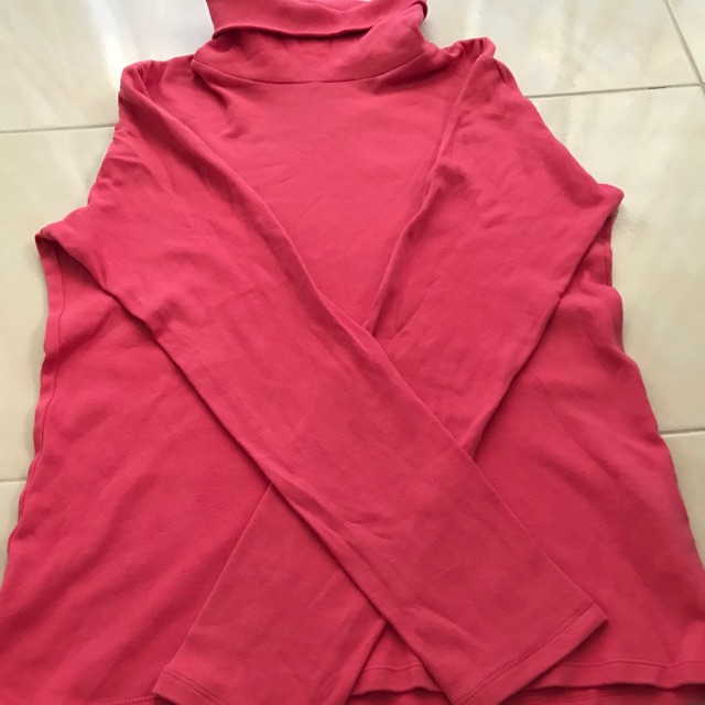 เสื้อหนาว คอเต่า uniqlo