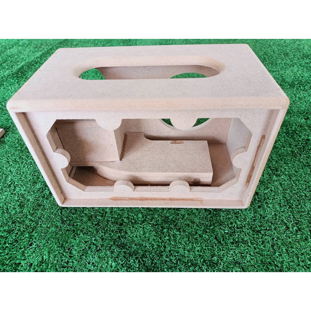 ตู้ DIY ลมหน้าแบบกั้นห้องเสียงกลาง ซับ4.5 นิ้ว กลาง2นิ้ว แหลม1.5นิ้ว ขนาดตู้26*16*15 ช่องเพลส17*5