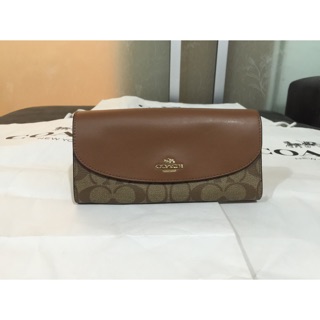 Coach wallet รุ่น 2 พับ C น้ำตาล