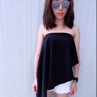 Strapless cape