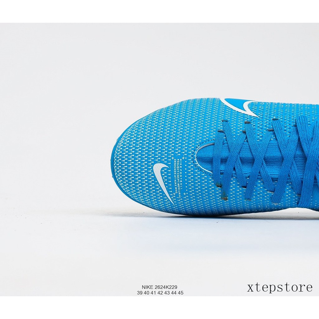 nike flat football shoes