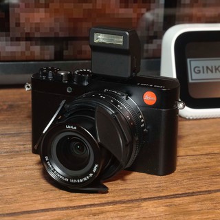 Auto lens cap for Leica D-lux &amp; Pana LX100 หมดปัญหาฝาเลนส์หาย