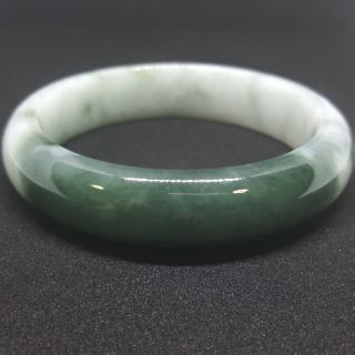 กำไลหยกหยกพม่า หยกกินบ่เซี่ยง วงใน 58มม (Type A jadeite jade)