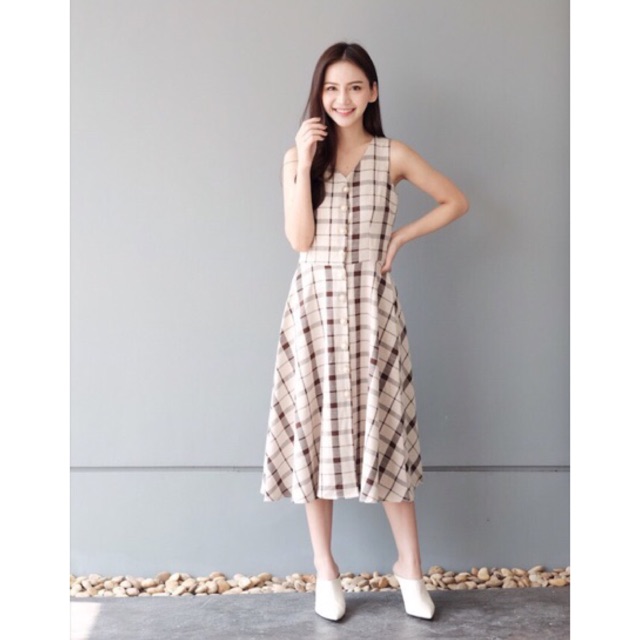Scott lady dress