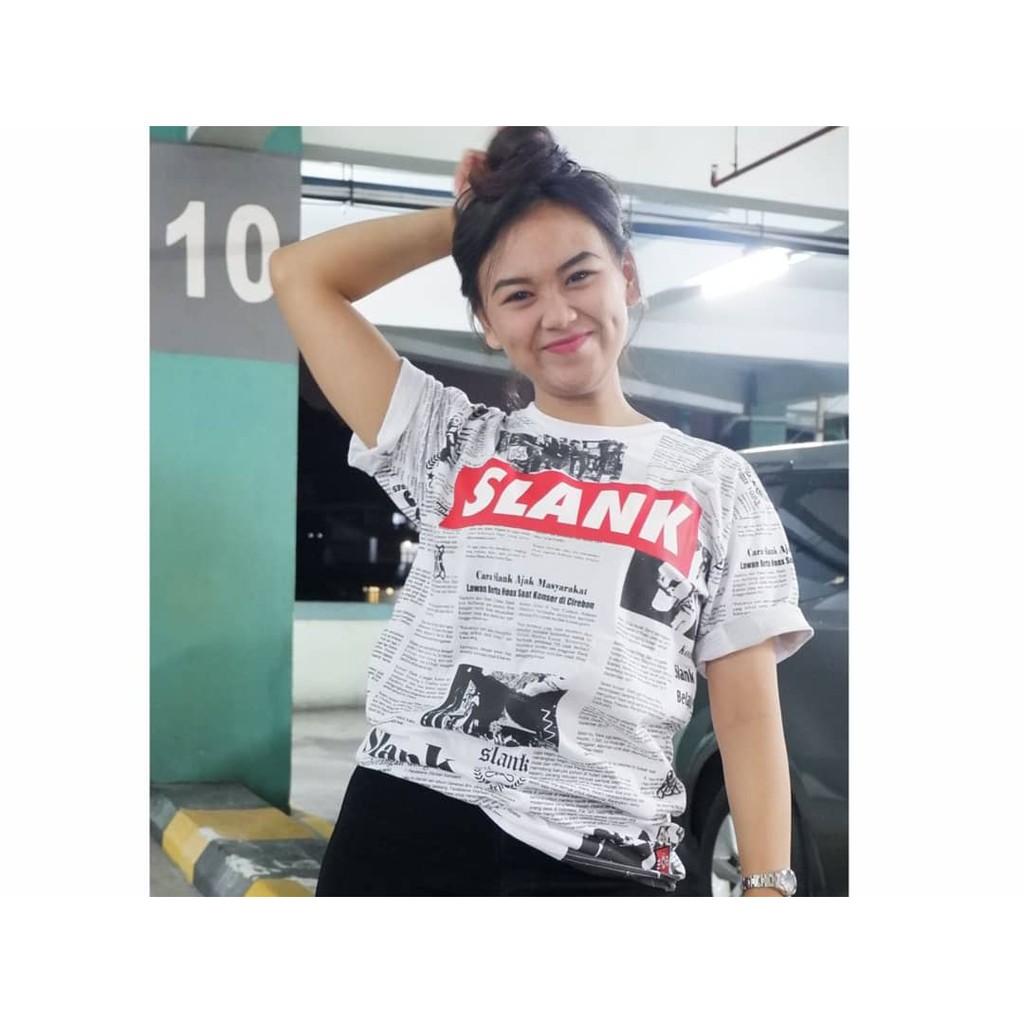 Freedom - เสื้อหนังสือพิมพ์สแลนค์