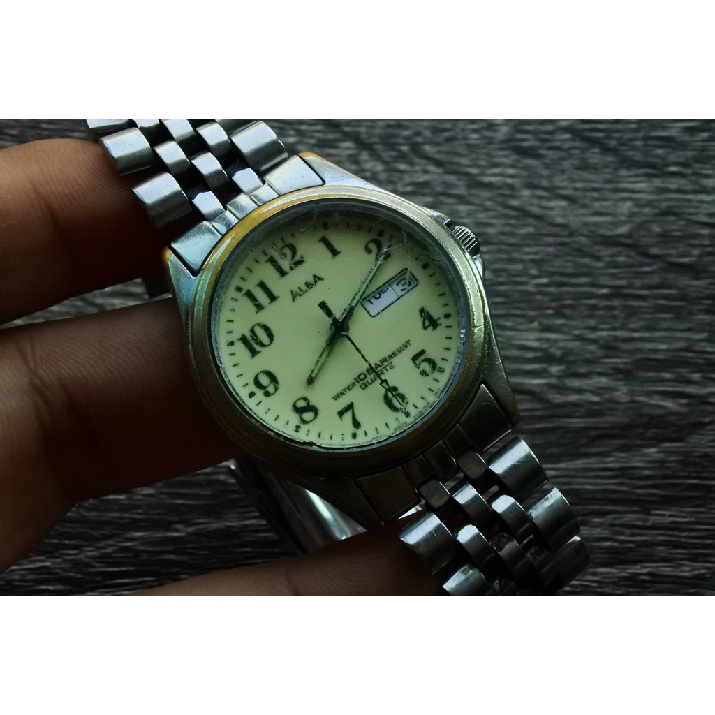 นาฬิกา Vintage มือสองญี่ปุ่น ALBA WATER 10BAR ระบบ Quartz ผู้ชาย ทรงกลม กรอบทอง หน้าขาว หน้าปัด 36mm