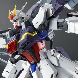 [Pre-order] MG 1/100 LIGHTNING STRIKER for AILE STRIKE GUNDAM Ver.RM [P-BANDAI]