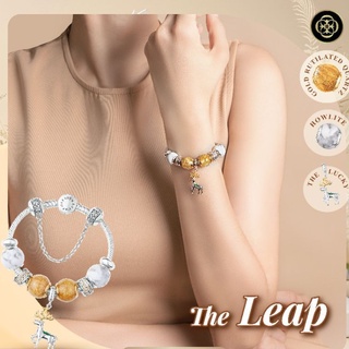 สร้อยข้อมือชาร์มหินมงคล/นำโชค และจี้กวางเผือก CHEEVITWUFU Charm Bracelet The Leap Collection:ไหมทอง-Howlite-White Deer