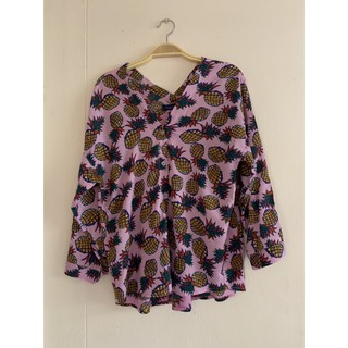 เสื้อคอวีหน้าวีหลัง ฮาวาย ลายสัปปะรด ผ้าสปัน อกได้ถึง 38 นิ้ว