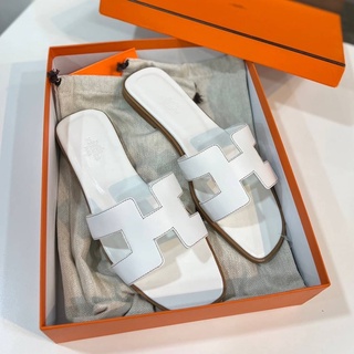 HERMES SANDAL leather งานสั้งตัตงานสลับเเท้  👇🏻👇🏻👇🏻 series code ทุกคู่เหมือนของเเท้เเบบเเยกไม่ออก 💛