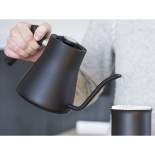 กาFellow Stagg pour over kettle 1L (มีเทอร์โมมิเตอร์ในตัว) ของแท้100%