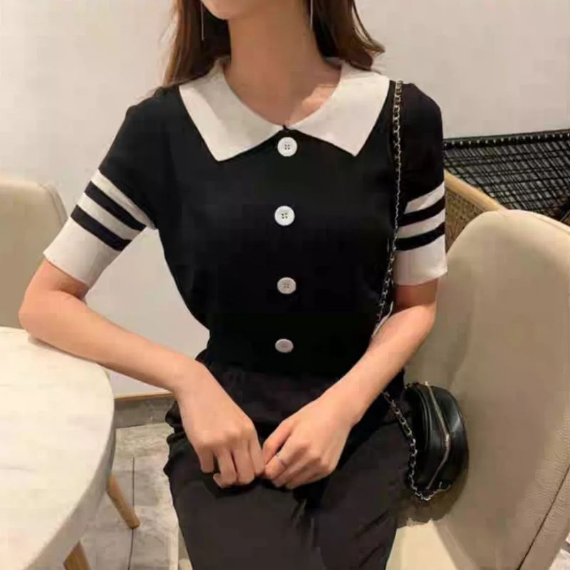 𝑴𝑶𝑶𝑴𝑰𝑵 𝑲𝑵𝑰𝑻𝑻 𝑻𝑶𝑷 | เสื้อไหมพรมแขนสั้นคอปก แต่งกระดุมหลอก ผ้าไหมพรมยืดเยอะ
