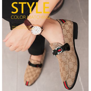 รองเท้าแฟชั่นผู้ชาย Size:38-47 รองเท้าลำลอง รองเท้าทางการ