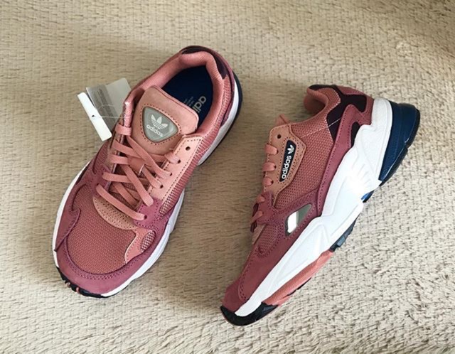 🌟New🌟Adidas Falcon W
