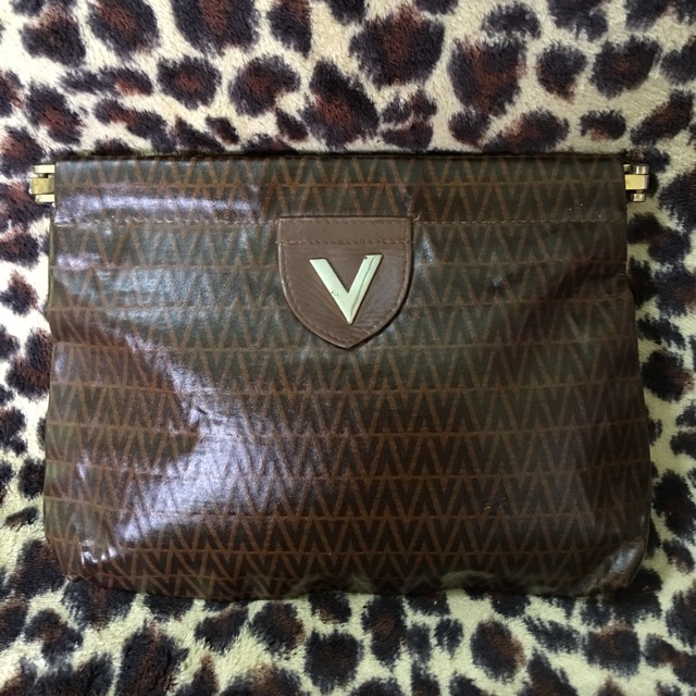 กระเป๋าถือ แบบ คลัท Valentino แท้ มือ2