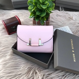 charles&amp;keith Peforated wallet