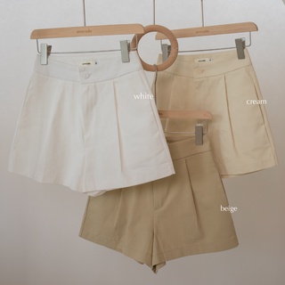 Avocado กางเกงขาสั้นสีพื้น เอวสูง nola shorts 380.-