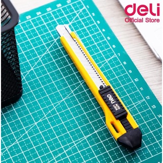 Deli Cutter คัตเตอร์ขนาดเล็ก 13 ใบมีด 2031 ระบบ Auto Lock มีช่องเก็บใบมีดสำรอง