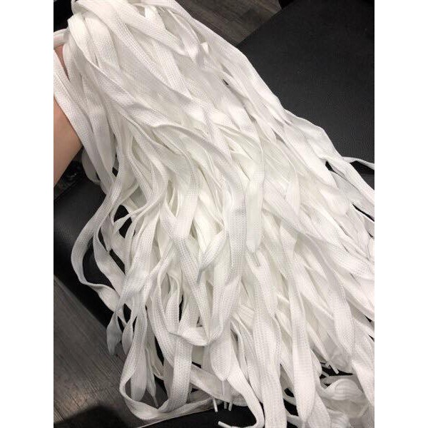 เชือกรองเท้า MC QEEN ขนาดใหญ่