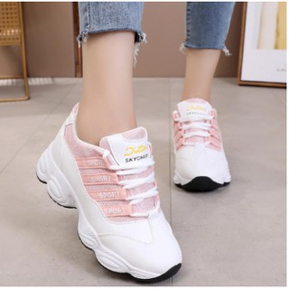 Noona999shop รหัส สินค้า L-0159  สวมใส่ง่าย ทำความสะอาดง่าย เบา ใส่สบาย  �พร้อมส่งทุกคู่ รองเท้าผ้าใบเสริมส้นเกาหลี�
