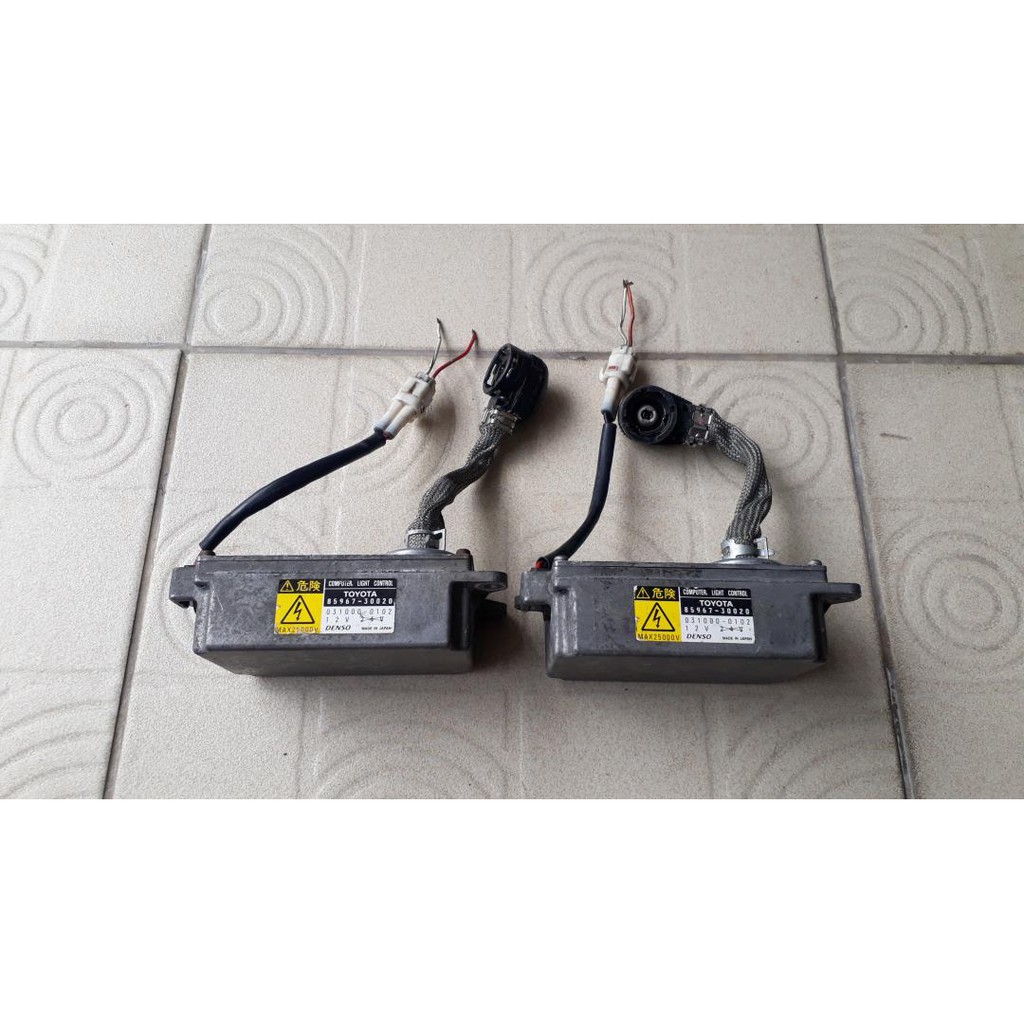 บัลลาสต์ ไฟหน้า Toyota Crown JZS151 แท้