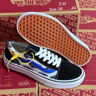 Vans off the wall หนอนสีฟ้า สวยมากก พร้อมกล่อง