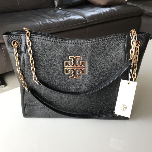 Tory Burch Britten small slouchy tote สีดำ