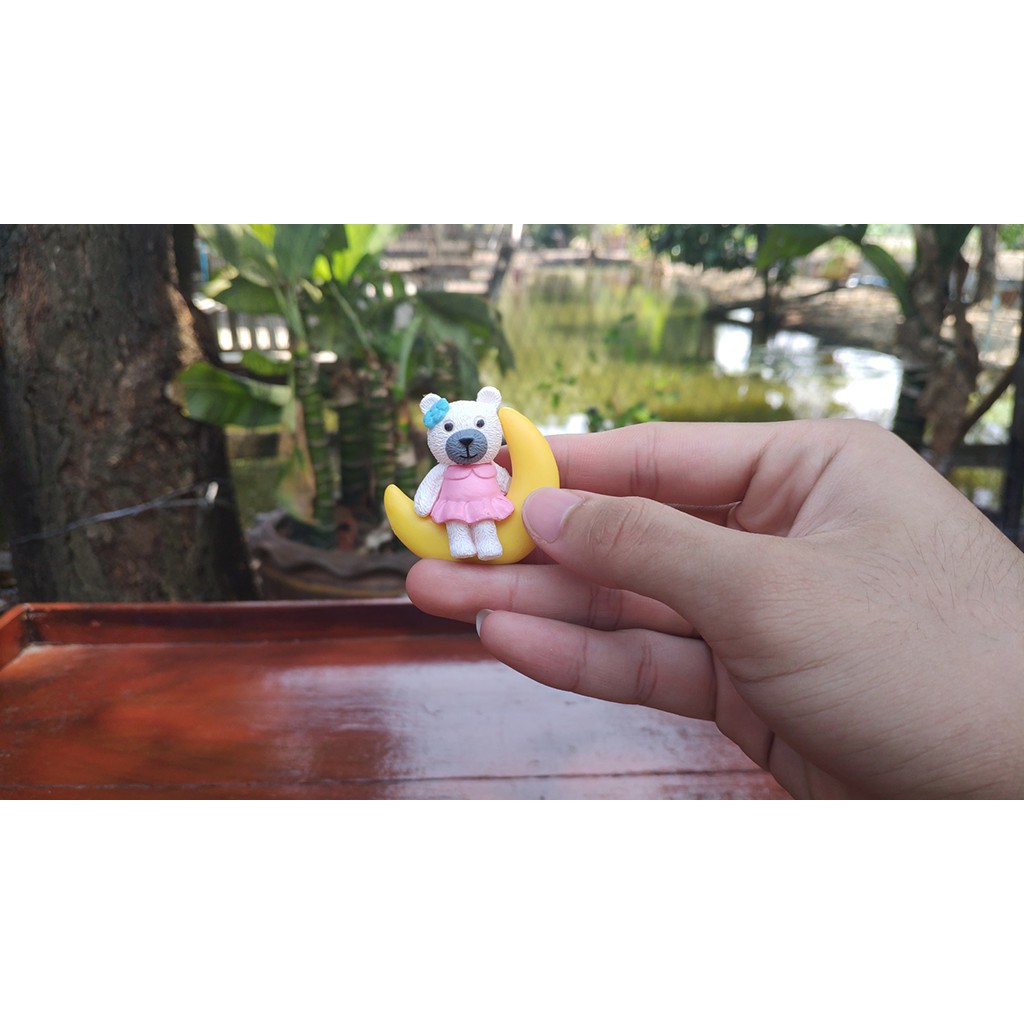 ตุ๊กตา หมีคู่ นั่งบนพระจันทร์ Moon Couple Bear Miniature Figurines Fairy Garden Dollhouse Decor Micro Landscape ราคา ถูกที่สุด ดีลบีเคเค แกลเลอรีภาพที่ 7