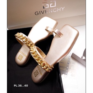 [B1328 ] รองเท้าแตะแบบคีบ  มีsize 36-40 สินค้าใหม่💯%