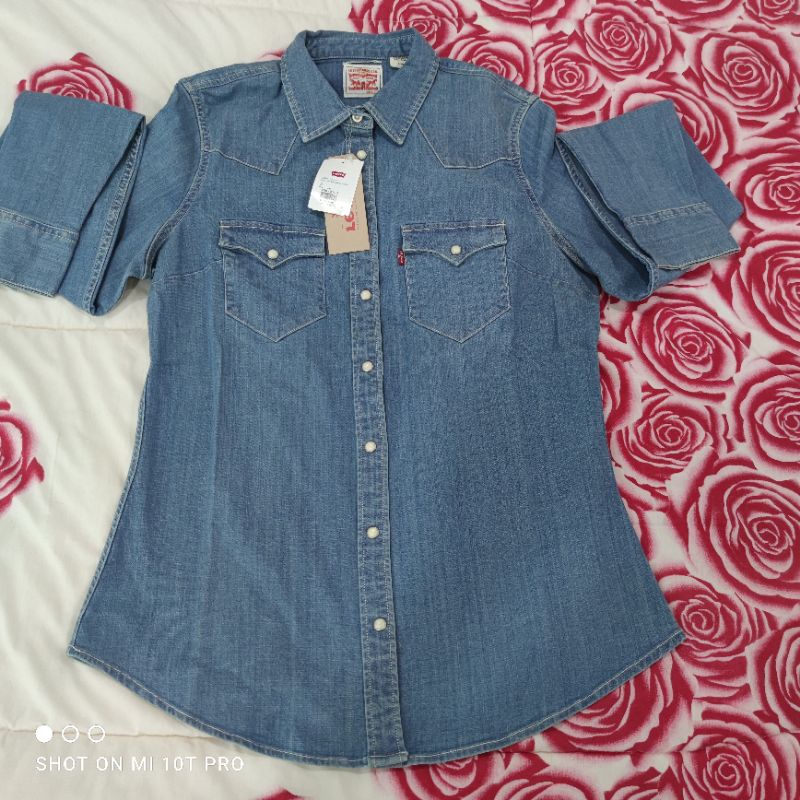 เสื้อเชิ้ตแขนยาวLevi's รุ่นTailored Fit