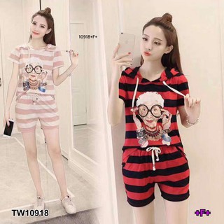 TwinsShopVip💗พร้อมส่ง TW10918 Set เสื้อริ้วมีหมวกฮู้ด + กางเกงขาสั้น Set stripe shirt with hood + shortsSet st