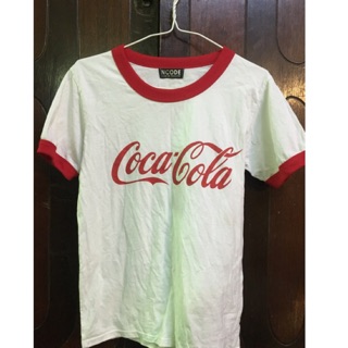 เสื้อยืดลาย cola