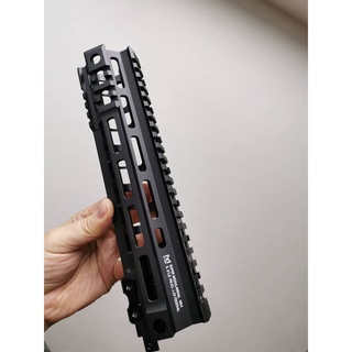 ชุดหน้า MK4 9.5นิ้ว  ระบบราง M-lok  ด้านหน้า มีรางpicatinny สำหรับติดอุปกรณ์เสริม