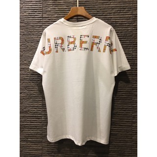 เสื้อยืดBURBERRY LOGO T-SHIRT 2 SIZE L / XXL รูปถ่ายเองจากสินค้าพร้อมส่งมาแล้วจร้าบอกเลยว่า”สวย” ถ่ายสดจากสินค้าจริง100%