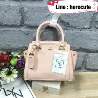 LYN MINI CITY BAG ของแท้ ราคาถูก