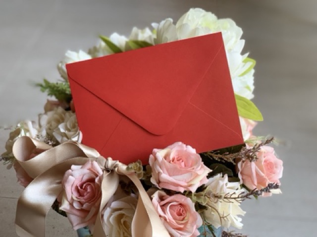 ซองพรีเมียม ไร้กลิ่น สีแดงสด ขนาด 5x7 นิ้ว หนา 120 แกรม!! ทรงยุโรป ซองการ์ดแต่งงาน 50 ใบ - รูปที่ 2