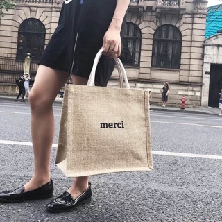 กระเป๋าผ้า merci งานเกาหลี พร้อมส่งค่ะ