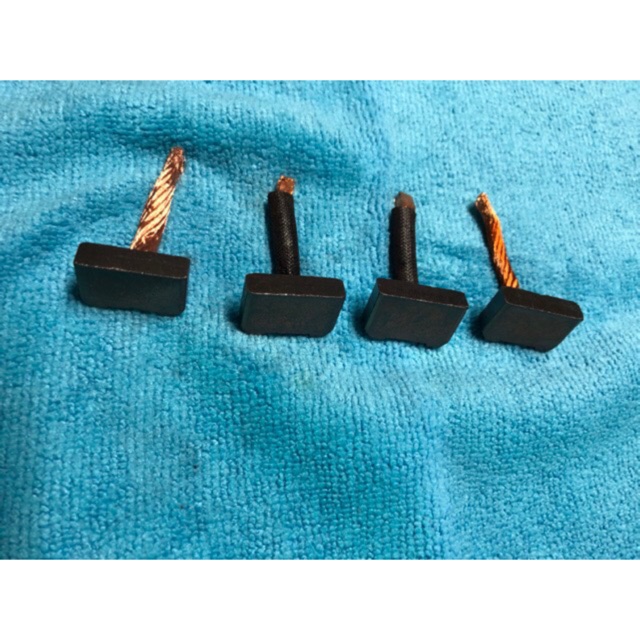 แปรงถ่านไดสตาร์ท (BX-382) VIGO / Tiger เครื่องD4D / D-max2.5