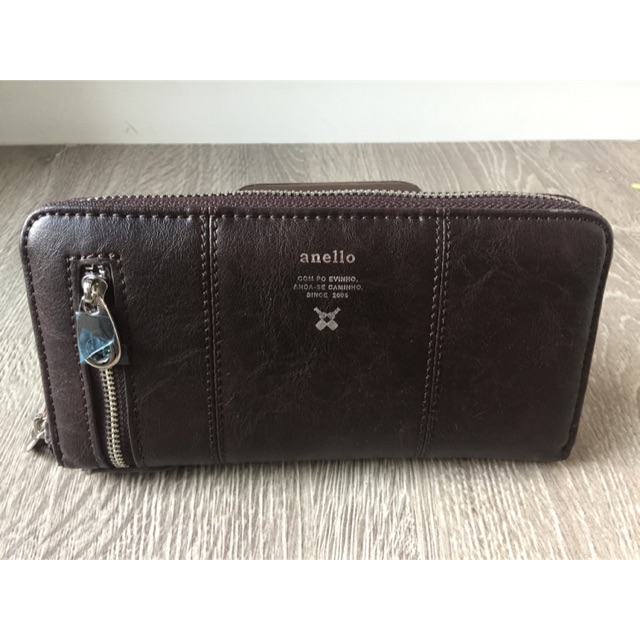 กระเป๋าสตางค์ Anello